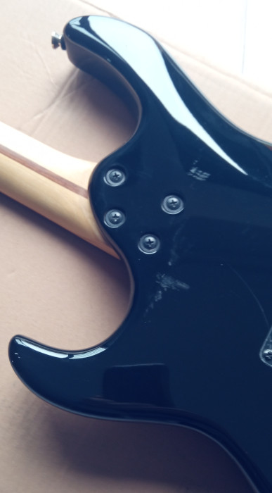 Gitara elektryczna Cort G200 BK - miniatura