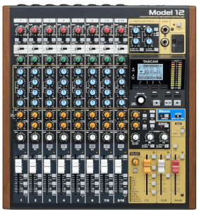 Mikser audio Tascam Model 12