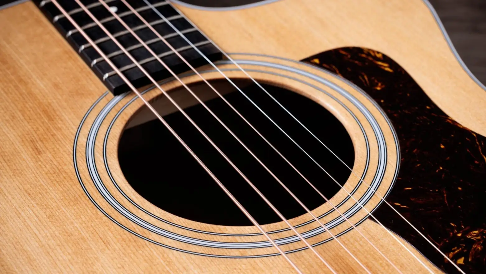 Gitara elektroakustyczna Taylor 214ce - miniatura