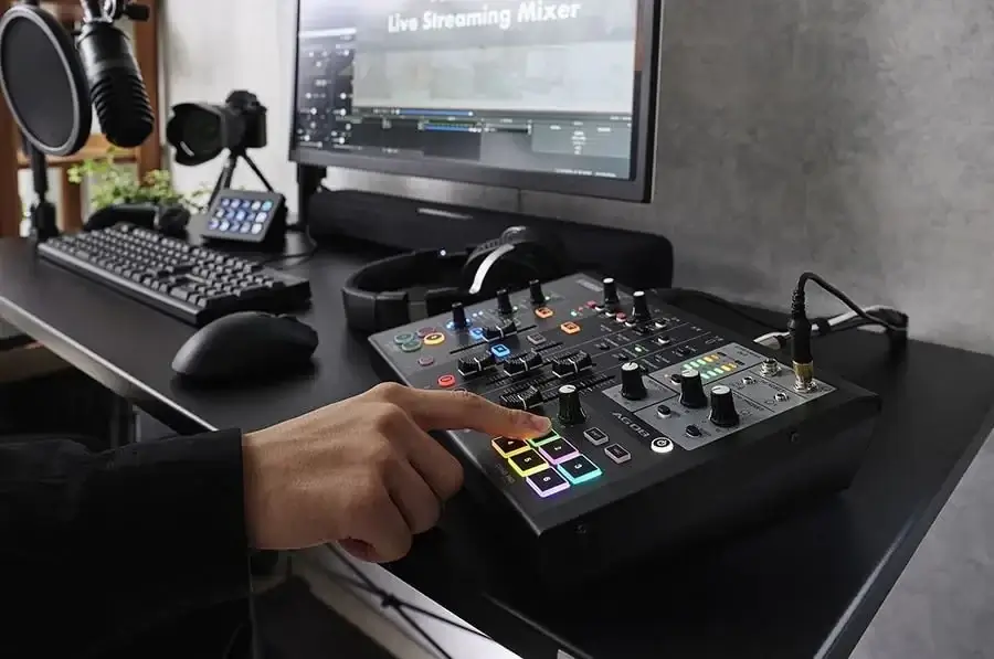 Mikser audio YAMAHA AG08 BK - miniatura